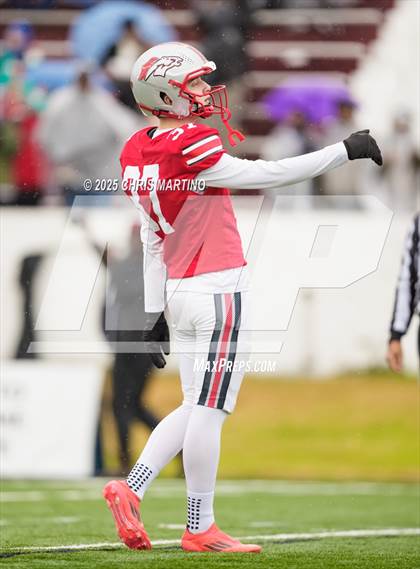 Thumbnail 3 in South Florence vs. South Pointe (SCHSL 4A Final) photogallery.