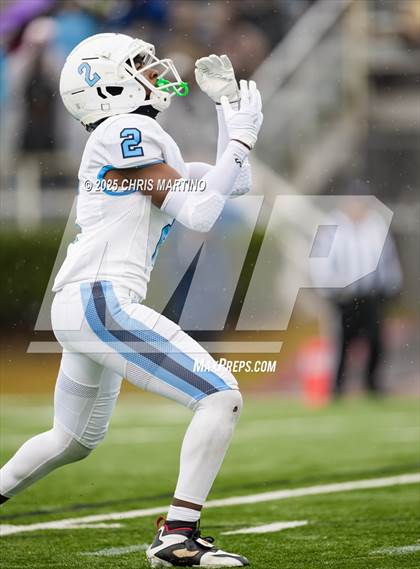 Thumbnail 2 in South Florence vs. South Pointe (SCHSL 4A Final) photogallery.