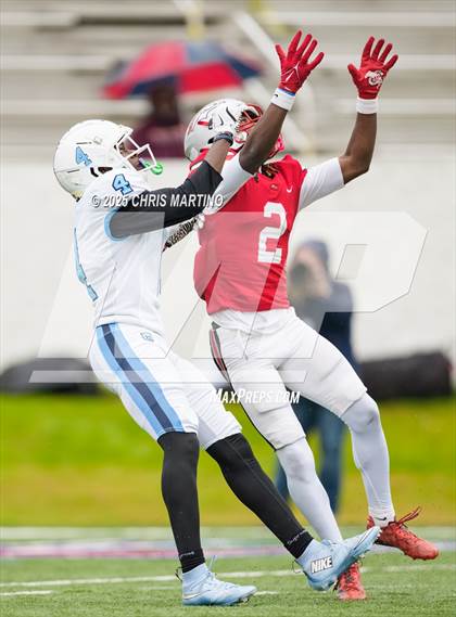 Thumbnail 2 in South Florence vs. South Pointe (SCHSL 4A Final) photogallery.
