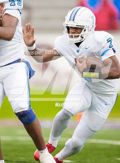 Thumbnail 2 in South Florence vs. South Pointe (SCHSL 4A Final) photogallery.