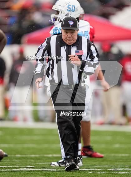 Thumbnail 3 in South Florence vs. South Pointe (SCHSL 4A Final) photogallery.