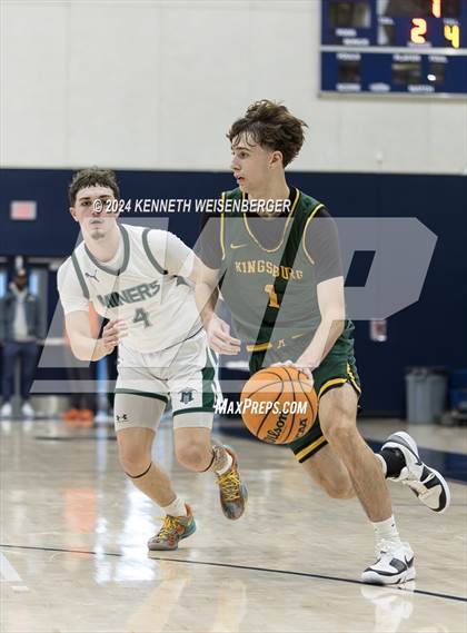Thumbnail 2 in Kingsburg vs. El Diamante photogallery.