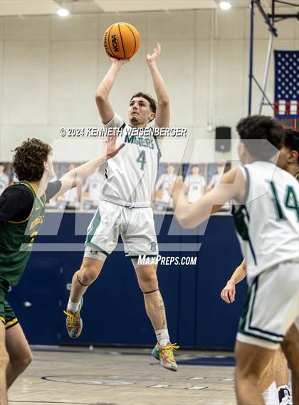 Thumbnail 3 in Kingsburg vs. El Diamante photogallery.