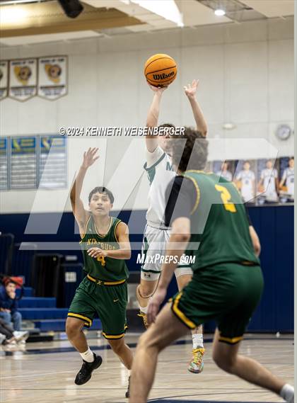 Thumbnail 3 in Kingsburg vs. El Diamante photogallery.