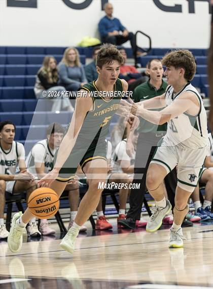 Thumbnail 1 in Kingsburg vs. El Diamante photogallery.
