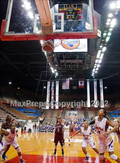 Thumbnail 1 in Independence vs Ridgeview (CIF CS D3 Final) photogallery.