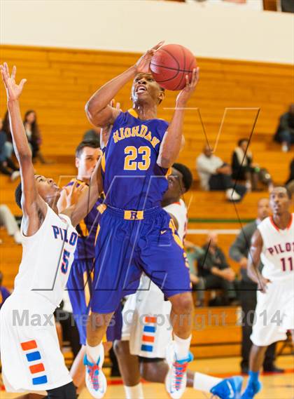 Thumbnail 3 in Archbishop Riordan vs. St. Joseph Notre Dame (Catholic School Winter Classic) photogallery.