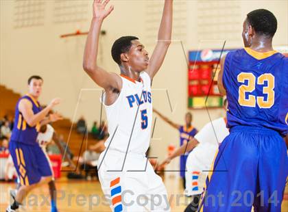 Thumbnail 2 in Archbishop Riordan vs. St. Joseph Notre Dame (Catholic School Winter Classic) photogallery.