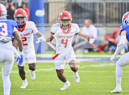Thumbnail 3 in Westlake vs. North Shore (UIL Football 6A D1 Semifinal) photogallery.