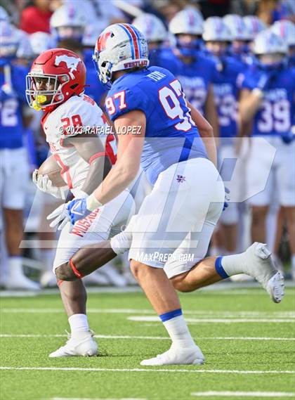 Thumbnail 3 in Westlake vs. North Shore (UIL Football 6A D1 Semifinal) photogallery.
