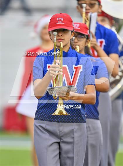 Thumbnail 2 in Westlake vs. North Shore (UIL Football 6A D1 Semifinal) photogallery.