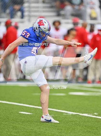 Thumbnail 1 in Westlake vs. North Shore (UIL Football 6A D1 Semifinal) photogallery.