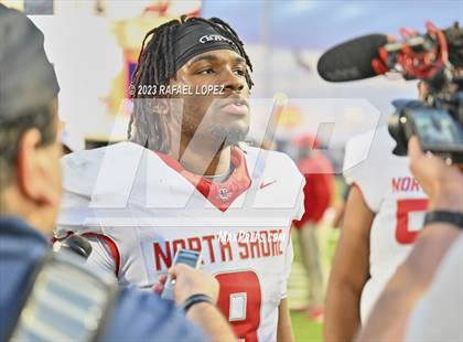 Thumbnail 1 in Westlake vs. North Shore (UIL Football 6A D1 Semifinal) photogallery.