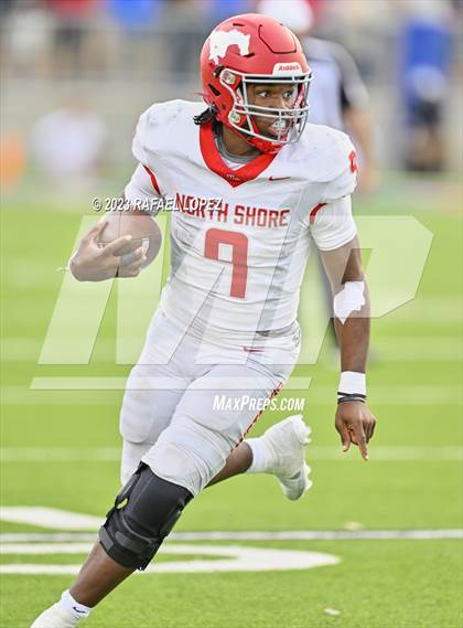 Thumbnail 1 in Westlake vs. North Shore (UIL Football 6A D1 Semifinal) photogallery.