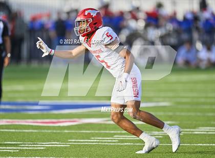 Thumbnail 2 in Westlake vs. North Shore (UIL Football 6A D1 Semifinal) photogallery.