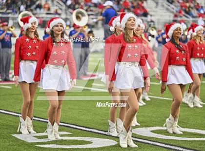 Thumbnail 1 in Westlake vs. North Shore (UIL Football 6A D1 Semifinal) photogallery.