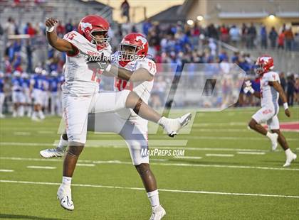 Thumbnail 2 in Westlake vs. North Shore (UIL Football 6A D1 Semifinal) photogallery.