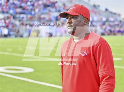 Thumbnail 3 in Westlake vs. North Shore (UIL Football 6A D1 Semifinal) photogallery.