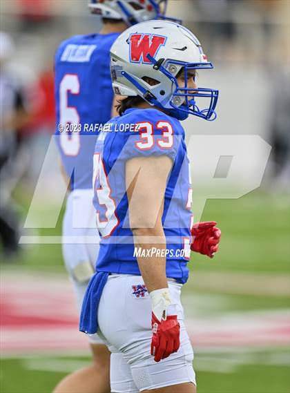Thumbnail 3 in Westlake vs. North Shore (UIL Football 6A D1 Semifinal) photogallery.