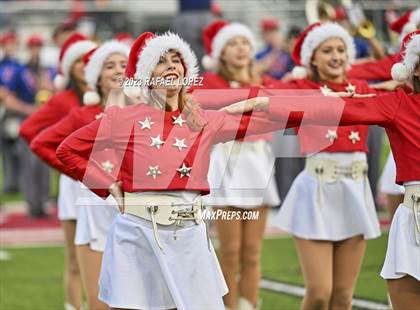 Thumbnail 3 in Westlake vs. North Shore (UIL Football 6A D1 Semifinal) photogallery.