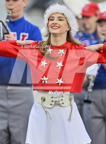 Thumbnail 2 in Westlake vs. North Shore (UIL Football 6A D1 Semifinal) photogallery.
