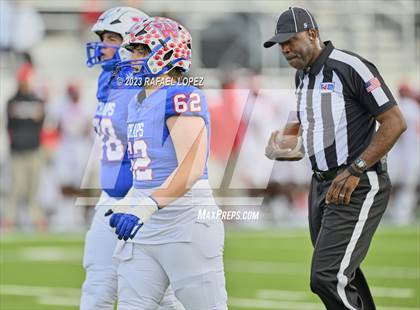 Thumbnail 3 in Westlake vs. North Shore (UIL Football 6A D1 Semifinal) photogallery.
