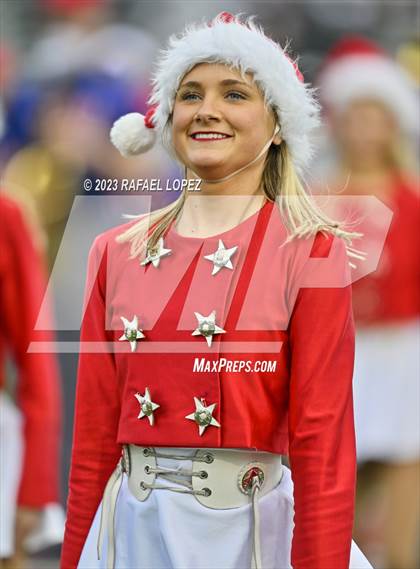 Thumbnail 1 in Westlake vs. North Shore (UIL Football 6A D1 Semifinal) photogallery.