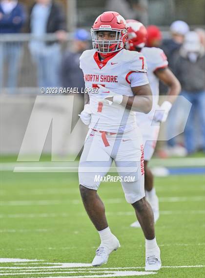 Thumbnail 3 in Westlake vs. North Shore (UIL Football 6A D1 Semifinal) photogallery.