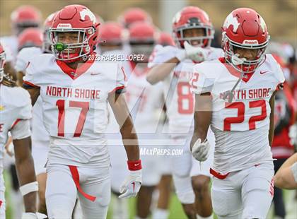 Thumbnail 3 in Westlake vs. North Shore (UIL Football 6A D1 Semifinal) photogallery.