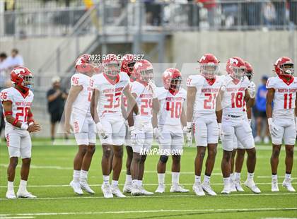 Thumbnail 1 in Westlake vs. North Shore (UIL Football 6A D1 Semifinal) photogallery.