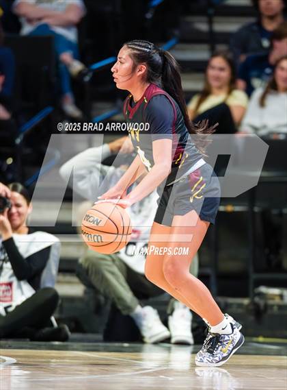 Thumbnail 2 in Cherokee vs Bishop McGuinness (NCHSAA 1A Regional Final) photogallery.