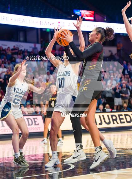 Thumbnail 3 in Cherokee vs Bishop McGuinness (NCHSAA 1A Regional Final) photogallery.