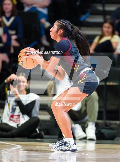 Thumbnail 3 in Cherokee vs Bishop McGuinness (NCHSAA 1A Regional Final) photogallery.