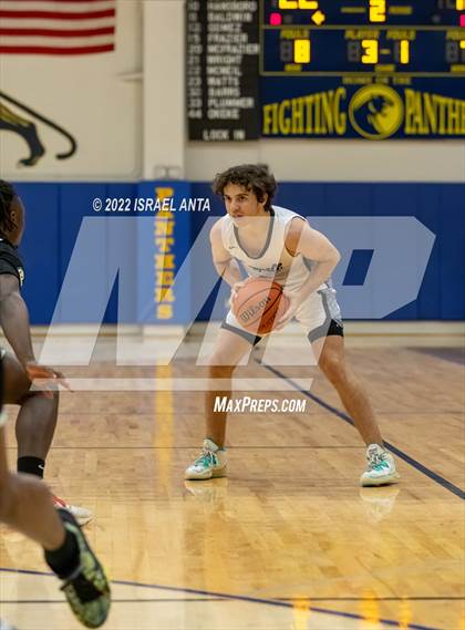 Thumbnail 3 in Ellison vs. Coppell (Pflugerville Holiday Classic) photogallery.