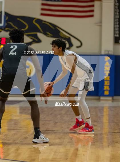 Thumbnail 1 in Ellison vs. Coppell (Pflugerville Holiday Classic) photogallery.