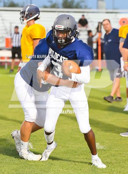 Thumbnail 1 in Sunrise Mountain and Mountain Ridge @ Willow Canyon (Scrimmage) photogallery.