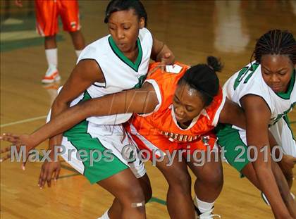 Thumbnail 2 in Lake Marion v. Timberland (Lake Marion Invitational Tournament 2010) photogallery.