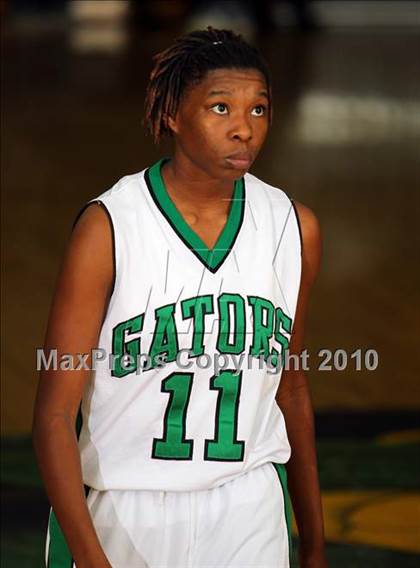 Thumbnail 2 in Lake Marion v. Timberland (Lake Marion Invitational Tournament 2010) photogallery.