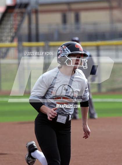 Thumbnail 1 in Grand Saline vs Eustace photogallery.