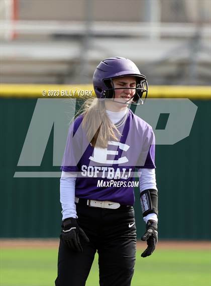 Thumbnail 2 in Grand Saline vs Eustace photogallery.