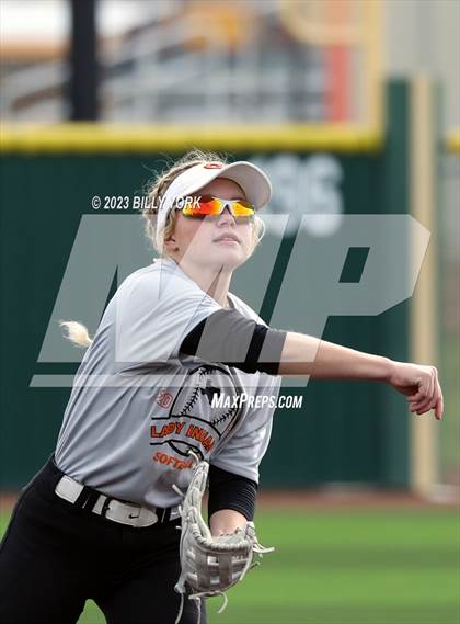 Thumbnail 1 in Grand Saline vs Eustace photogallery.