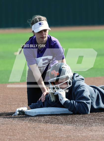 Thumbnail 3 in Grand Saline vs Eustace photogallery.