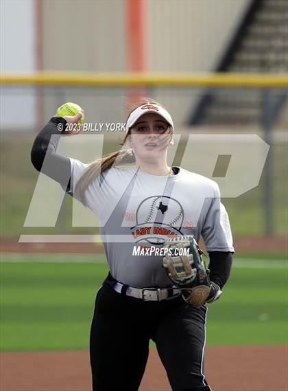 Thumbnail 3 in Grand Saline vs Eustace photogallery.