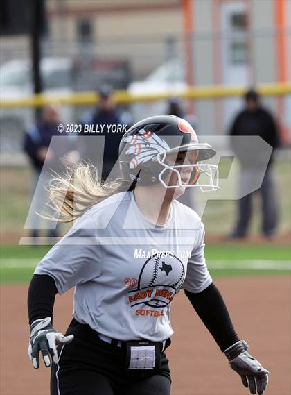 Thumbnail 1 in Grand Saline vs Eustace photogallery.