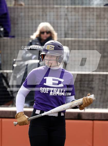 Thumbnail 1 in Grand Saline vs Eustace photogallery.