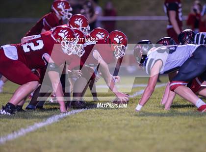 Thumbnail 2 in Saranac @ Laingsburg photogallery.