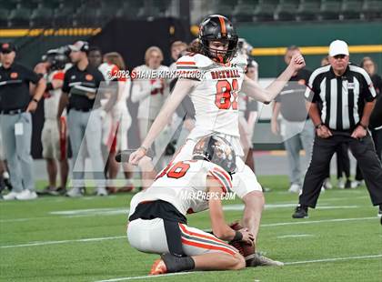 Thumbnail 2 in Rockwall vs. Waxahachie (6A Region II Area Round) photogallery.