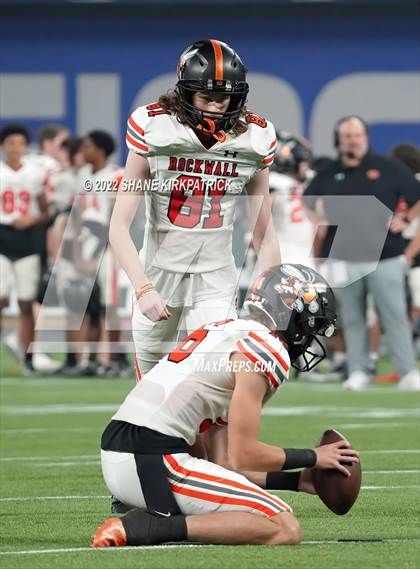 Thumbnail 1 in Rockwall vs. Waxahachie (6A Region II Area Round) photogallery.