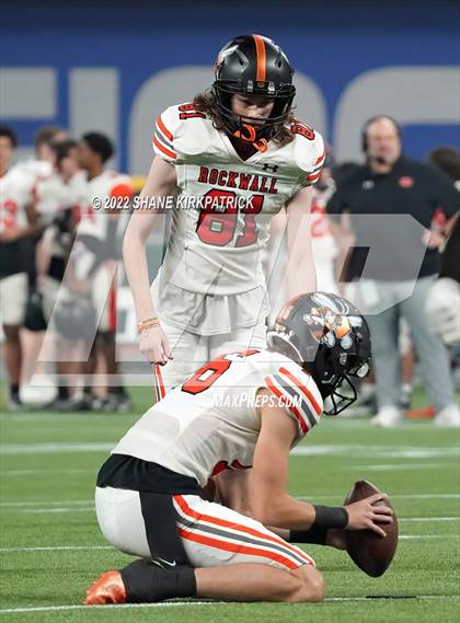 Thumbnail 3 in Rockwall vs. Waxahachie (6A Region II Area Round) photogallery.