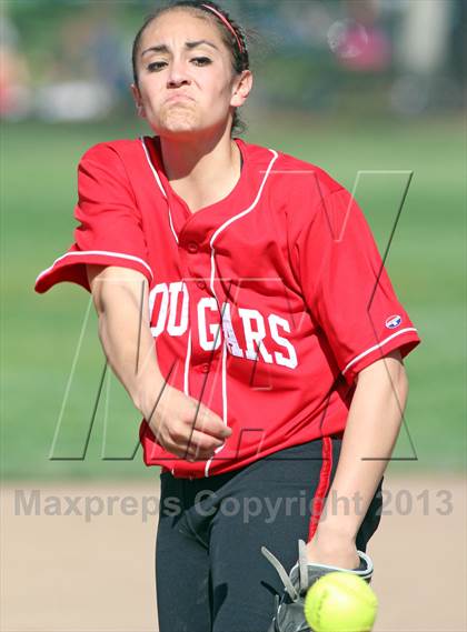Thumbnail 3 in Carondelet vs Castro Valley (Queen of the Mountain) photogallery.